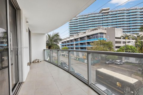 Apartment in North Miami Beach, Florida 2 bedrooms № 2003048 - photo 26