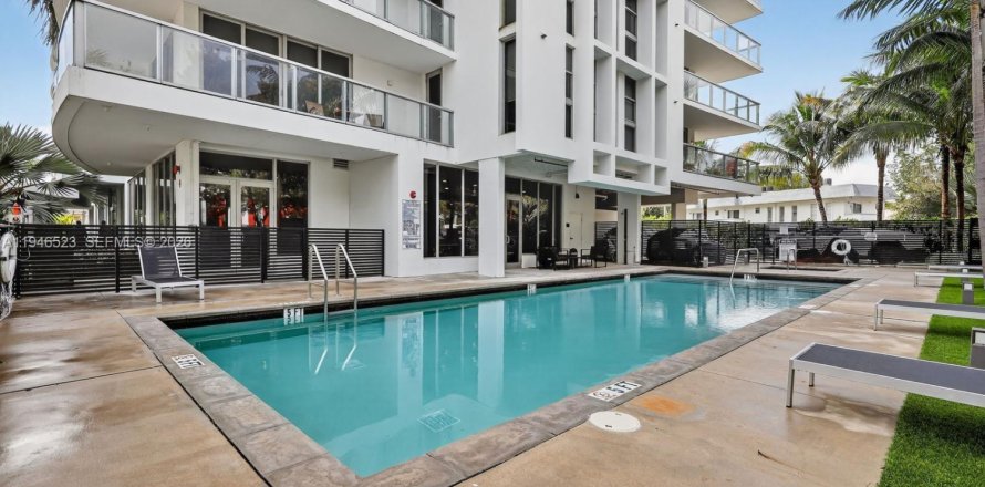 Apartment in North Miami Beach, Florida 2 bedrooms № 2003048