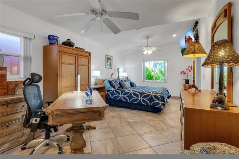 Casa en venta en Bradenton, Florida, 4 dormitorios, 323.58 m2 № 1834668 - foto 22