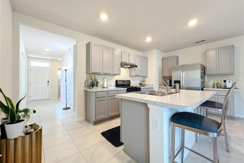 House in Leesburg, Florida 3 bedrooms, 152.82 sq.m. № 2342055 - photo 7