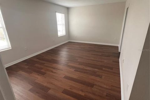 Casa en alquiler en Wesley Chapel, Florida, 5 dormitorios, 227.33 m2 № 1773484 - foto 8