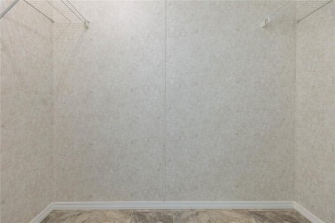 Apartment in Weeki Wachee, Florida 3 bedrooms, 107.02 sq.m. № 2377839 - photo 25