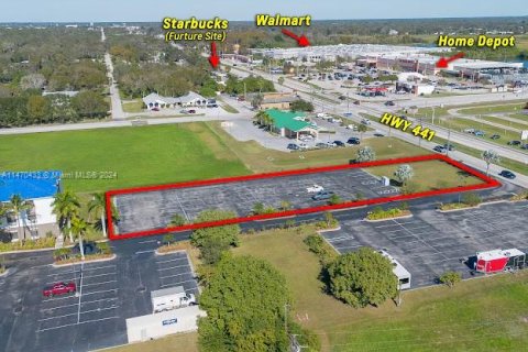 Commercial property in Okeechobee, Florida № 1701642 - photo 3
