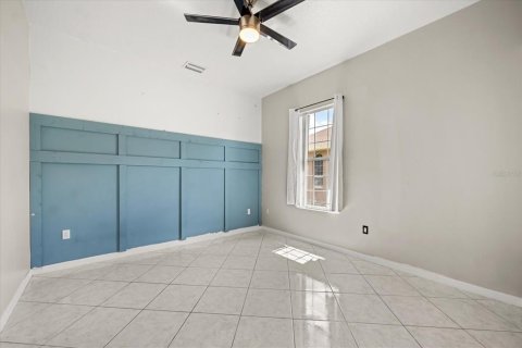 House in Clermont, Florida 4 bedrooms, 280.19 sq.m. № 1802862 - photo 25