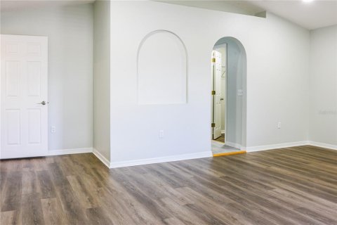 Villa ou maison à vendre à Leesburg, Floride: 4 chambres, 269.04 m2 № 1899146 - photo 14