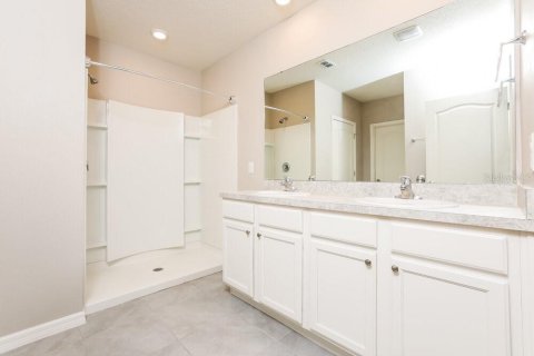 Casa en alquiler en Tavares, Florida, 4 dormitorios, 169.83 m2 № 1886221 - foto 9
