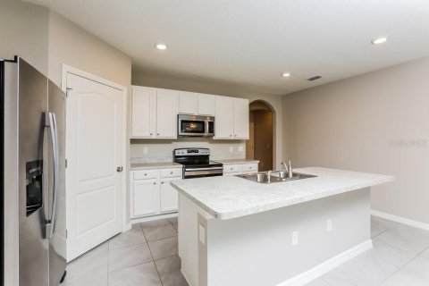 Casa en alquiler en Tavares, Florida, 4 dormitorios, 169.83 m2 № 1886221 - foto 5