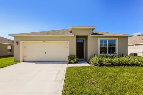 Casa en alquiler en Tavares, Florida, 4 dormitorios, 169.83 m2 № 1886221 - foto 1