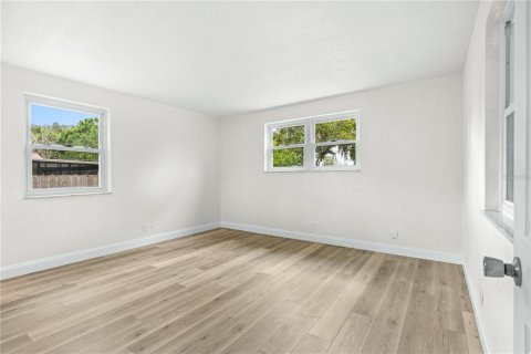 House in Holly Hill, Florida 3 bedrooms, 139.07 sq.m. № 1837528 - photo 21