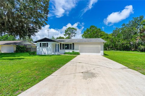 House in Holly Hill, Florida 3 bedrooms, 139.07 sq.m. № 1837528 - photo 3
