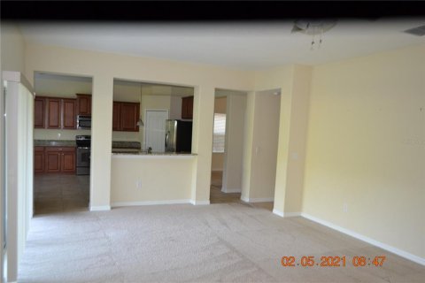 House in Tampa, Florida 6 bedrooms, 288.18 sq.m. № 1743340 - photo 8