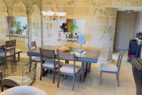 Condo in Sunrise, Florida, 2 bedrooms  № 1812318 - photo 6