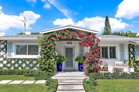 Villa ou maison à vendre à West Palm Beach, Floride: 3 chambres, 158.86 m2 № 2253425 - photo 2