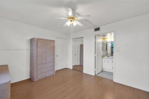 Copropriété à vendre à Margate, Floride: 2 chambres, 92.9 m2 № 1818638 - photo 16