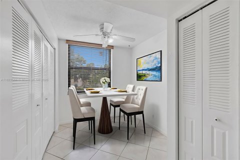 Copropriété à vendre à Margate, Floride: 2 chambres, 92.9 m2 № 1818638 - photo 9