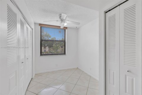 Copropriété à vendre à Margate, Floride: 2 chambres, 92.9 m2 № 1818638 - photo 8