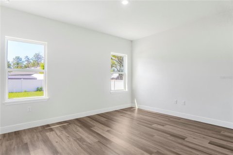 House in Ocala, Florida 4 bedrooms, 181.35 sq.m. № 2211168 - photo 25