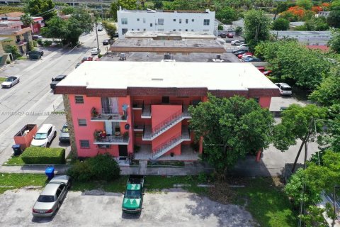 Снять в аренду квартиру в Майами, Флорида 2 спальни, 79.9м2, № 1966738 - фото 16