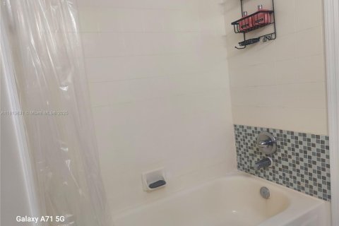 Casa en venta en Weston, Florida, 3 dormitorios, 135.27 m2 № 1762602 - foto 26