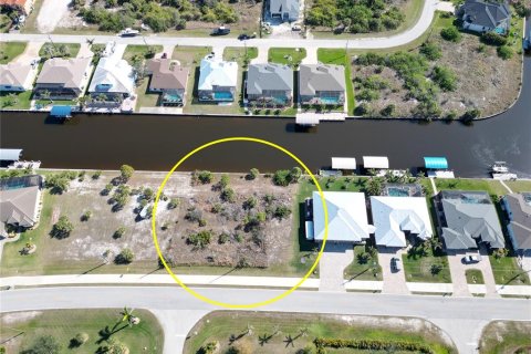 Terreno en venta en Port Charlotte, Florida № 1512452 - foto 4