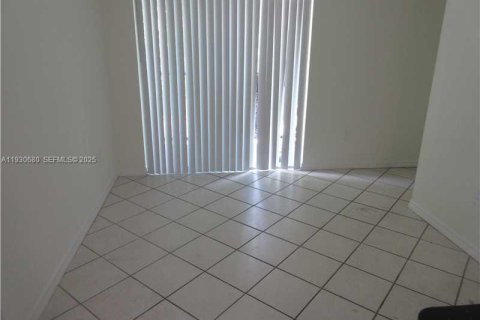 Appartement à louer à Miami, Floride: 1 chambre, 46.45 m2 № 1989688 - photo 6