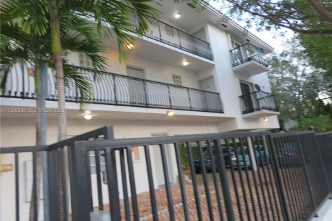 Appartement à louer à Miami, Floride: 1 chambre, 46.45 m2 № 1989688 - photo 16