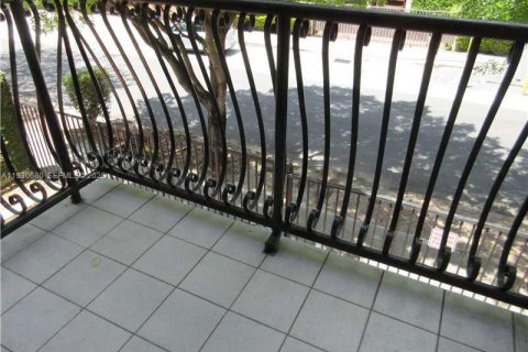 Appartement à louer à Miami, Floride: 1 chambre, 46.45 m2 № 1989688 - photo 14