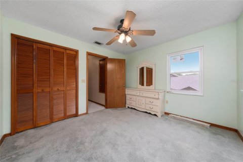 Duplex à vendre à Orlando, Floride: 3 chambres, 144.46 m2 № 2100116 - photo 24