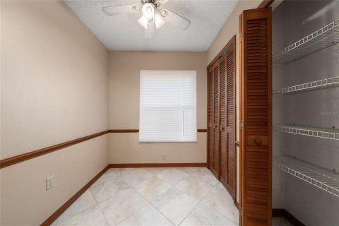 Duplex à vendre à Orlando, Floride: 3 chambres, 144.46 m2 № 2100116 - photo 14