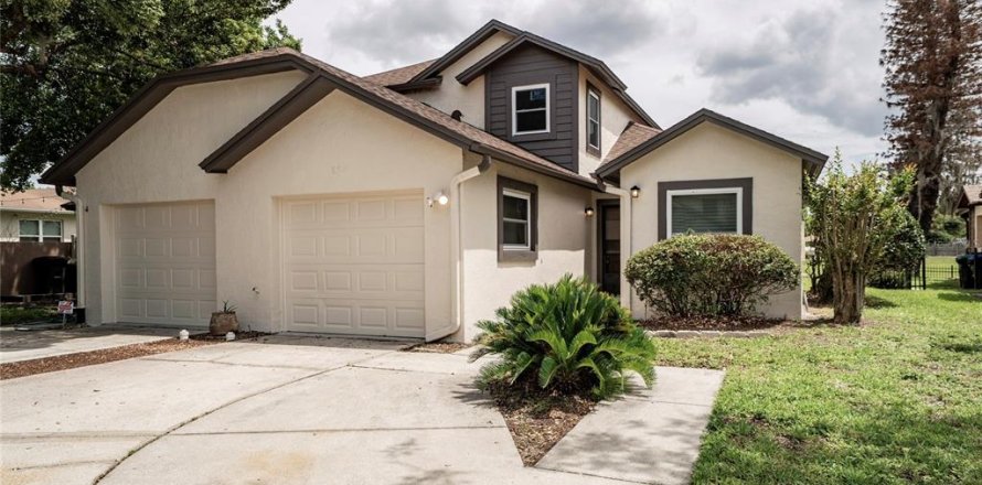 Duplex à Orlando, Floride 3 chambres, 144.46 m2 № 2100116