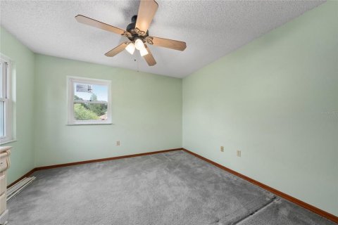 Duplex à vendre à Orlando, Floride: 3 chambres, 144.46 m2 № 2100116 - photo 23
