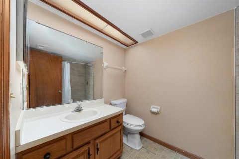 Duplex à vendre à Orlando, Floride: 3 chambres, 144.46 m2 № 2100116 - photo 19