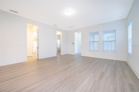 Villa ou maison à louer à Orlando, Floride: 4 chambres, 257.15 m2 № 2416372 - photo 19