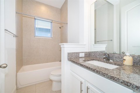 Villa ou maison à louer à Orlando, Floride: 4 chambres, 257.15 m2 № 2416372 - photo 28