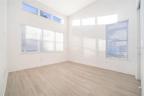 Villa ou maison à louer à Orlando, Floride: 4 chambres, 257.15 m2 № 2416372 - photo 24