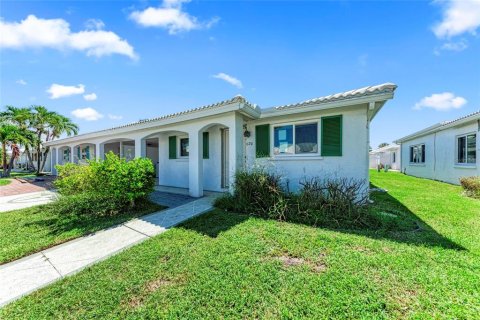 Villa ou maison à vendre à Longboat Key, Floride: 2 chambres, 132.57 m2 № 1902375 - photo 3