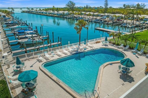 Villa ou maison à vendre à Longboat Key, Floride: 2 chambres, 132.57 m2 № 1902375 - photo 16