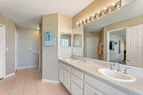 House in Davenport, Florida 2 bedrooms, 143.26 sq.m. № 1909932 - photo 13