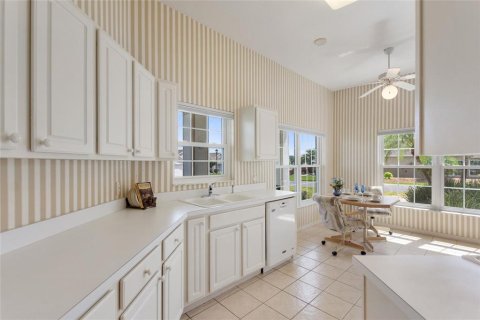 House in Davenport, Florida 2 bedrooms, 143.26 sq.m. № 1909932 - photo 14