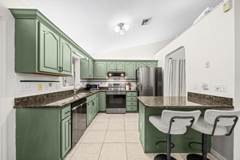 House in Vero Beach, Florida 3 bedrooms, 148.64 sq.m. № 2391972 - photo 20