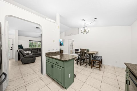 House in Vero Beach, Florida 3 bedrooms, 148.64 sq.m. № 2391972 - photo 19