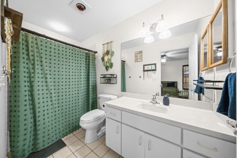 House in Vero Beach, Florida 3 bedrooms, 148.64 sq.m. № 2391972 - photo 26