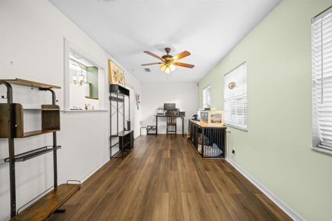 House in Vero Beach, Florida 3 bedrooms, 148.64 sq.m. № 2391972 - photo 22