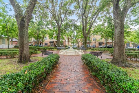 Townhouse in Gainesville, Florida 2 bedrooms, 111.76 sq.m. № 1853702 - photo 24