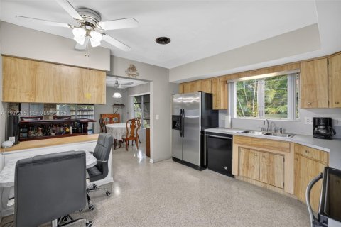 Casa en venta en Plantation, Florida, 4 dormitorios, 234.11 m2 № 1986827 - foto 22