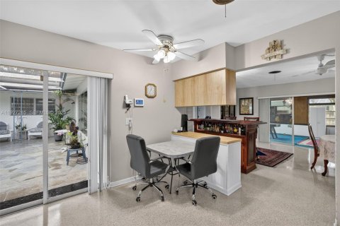 Casa en venta en Plantation, Florida, 4 dormitorios, 234.11 m2 № 1986827 - foto 20