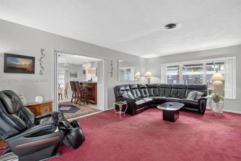 Casa en venta en Plantation, Florida, 4 dormitorios, 234.11 m2 № 1986827 - foto 10