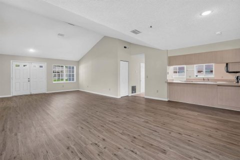 Casa en venta en Palm Coast, Florida, 3 dormitorios, 141.77 m2 № 2291385 - foto 28