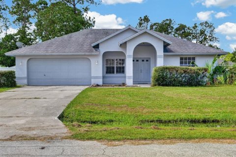 House in Palm Coast, Florida 3 bedrooms, 141.77 sq.m. № 2291385