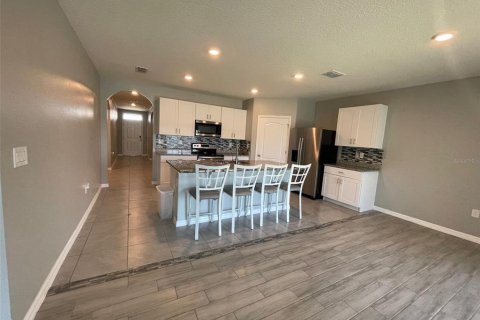 House in Kissimmee, Florida 4 bedrooms, 170.01 sq.m. № 1857683 - photo 6